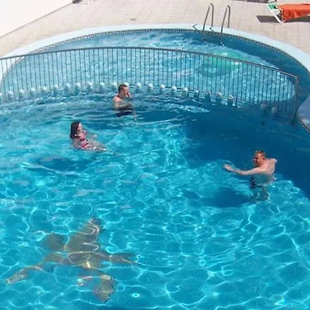 Novacattleya Apartman *